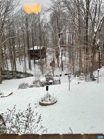 409 WESTMORELAND CT, Charlottesville, VA 22901