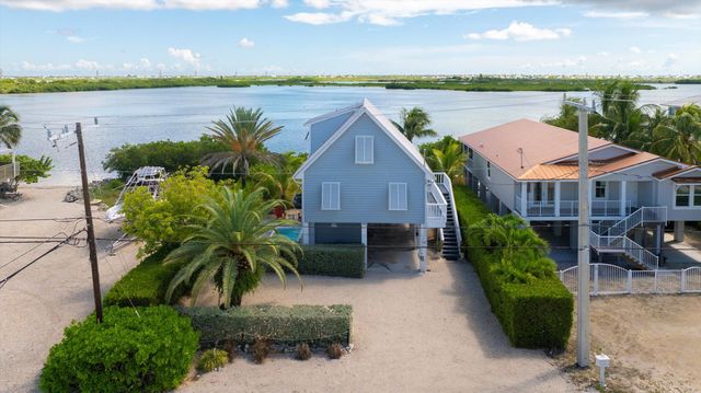 W 231 Indies Drive, Ramrod Key, FL 33042
