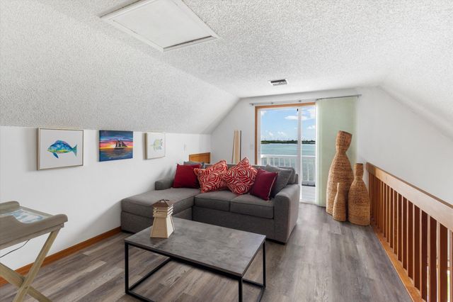 W 231 Indies Drive, Ramrod Key, FL 33042