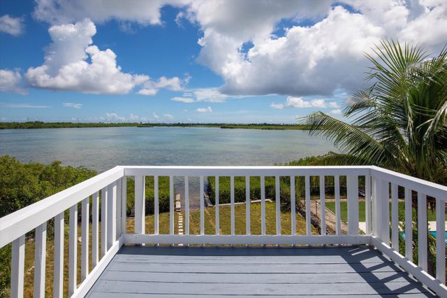 W 231 Indies Drive, Ramrod Key, FL 33042
