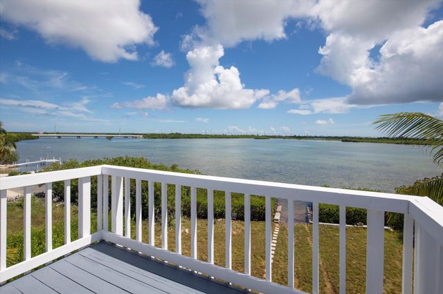 W 231 Indies Drive, Ramrod Key, FL 33042