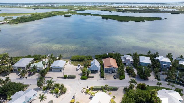W 231 Indies Drive, Ramrod Key, FL 33042
