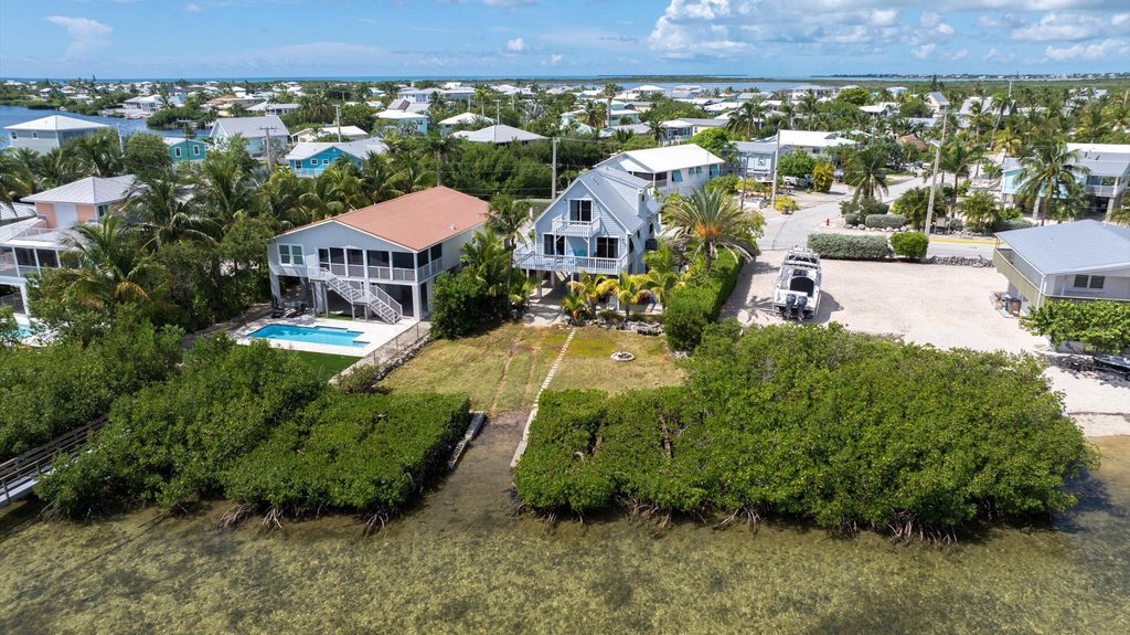 W 231 Indies Drive, Ramrod Key, FL 33042
