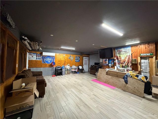 214 N Resplandor Street, Mission, TX 78572