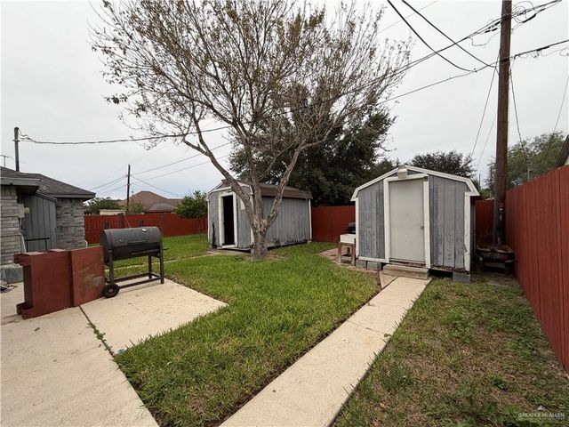 214 N Resplandor Street, Mission, TX 78572