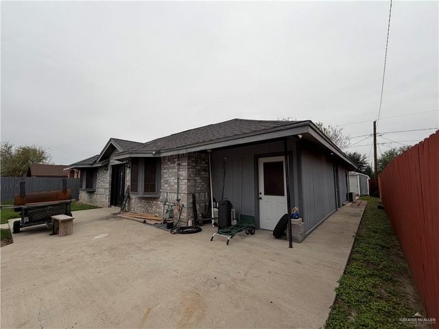 214 N Resplandor Street, Mission, TX 78572