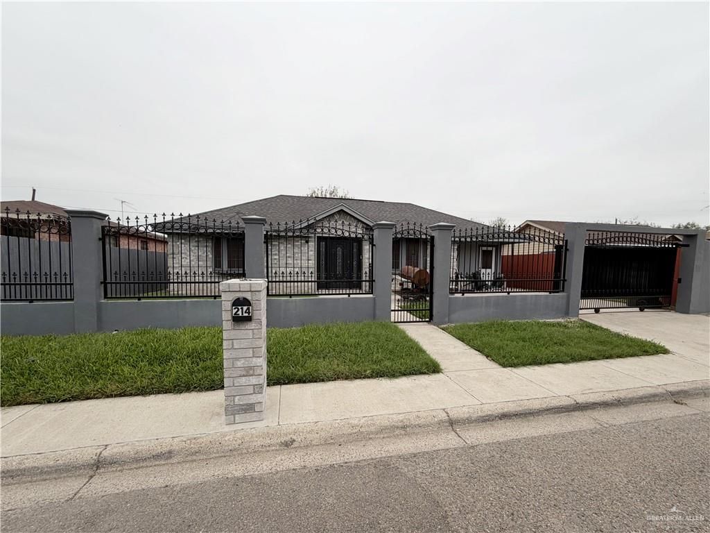 214 N Resplandor Street, Mission, TX 78572