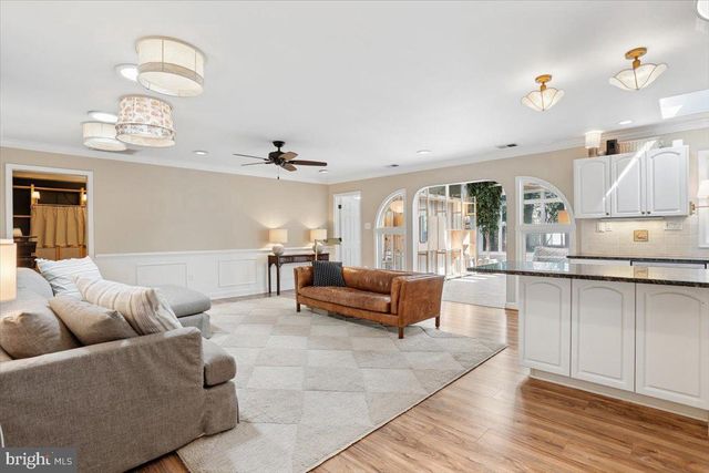 12410 CASTNER CT, Fairfax, VA 22030