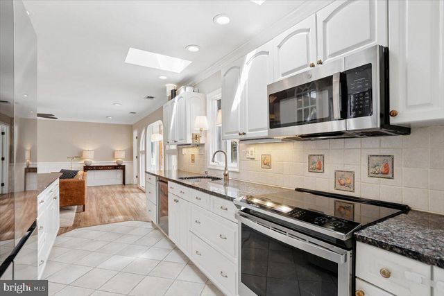 12410 CASTNER CT, Fairfax, VA 22030