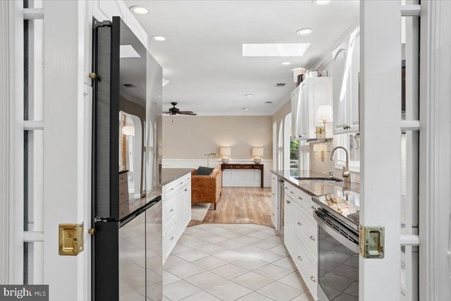 12410 CASTNER CT, Fairfax, VA 22030