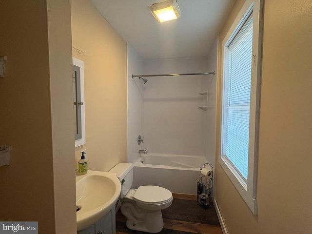 147 KATHERINE AVE, Mays Landing, NJ 08330