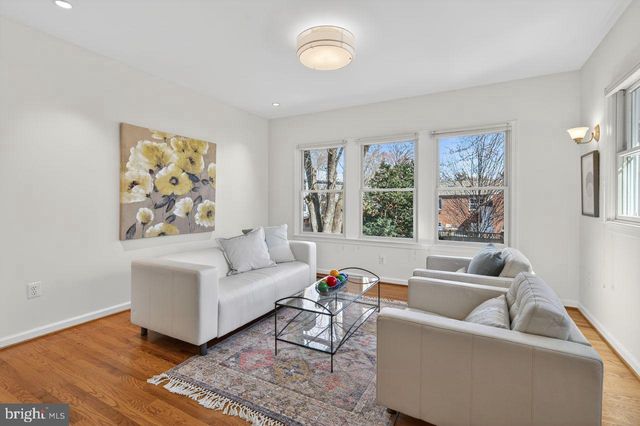 1301 N QUINTANA ST, Arlington, VA 22205