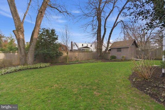 1301 N QUINTANA ST, Arlington, VA 22205