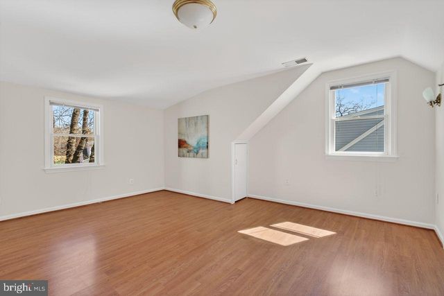 1301 N QUINTANA ST, Arlington, VA 22205