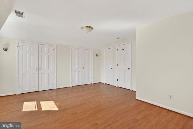 1301 N QUINTANA ST, Arlington, VA 22205