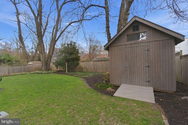 1301 N QUINTANA ST, Arlington, VA 22205