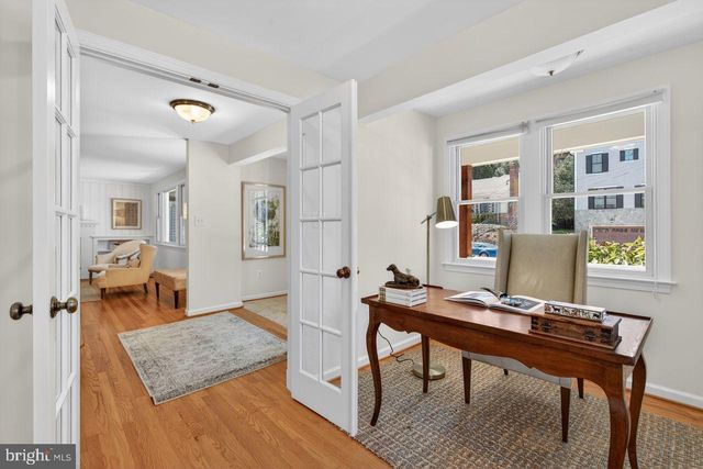 1301 N QUINTANA ST, Arlington, VA 22205