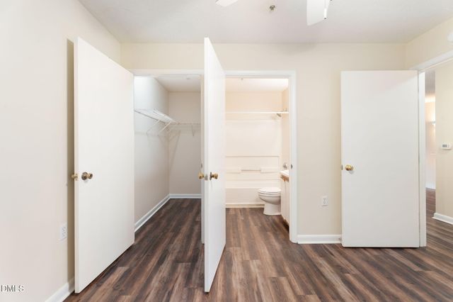 1420 Collegiate Circle, Raleigh, NC 27606