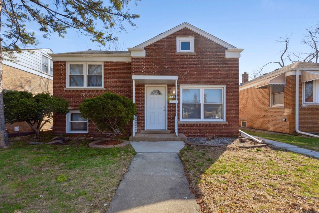 519 Bellwood Avenue, Bellwood, IL 60104