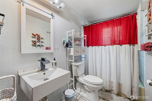 941 Diane Avenue, Oak Harbor, WA 98277