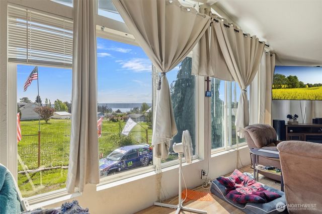 941 Diane Avenue, Oak Harbor, WA 98277