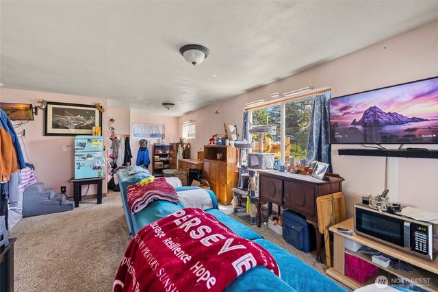 941 Diane Avenue, Oak Harbor, WA 98277