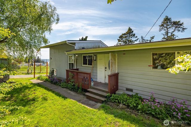 941 Diane Avenue, Oak Harbor, WA 98277