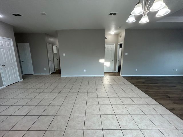 5821 Mirror Ridge Drive, Fort Worth, TX 76179