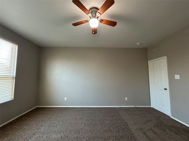 5821 Mirror Ridge Drive, Fort Worth, TX 76179