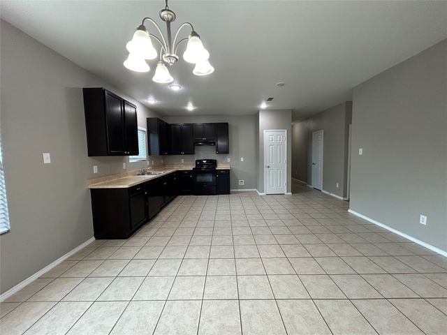 5821 Mirror Ridge Drive, Fort Worth, TX 76179