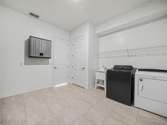 6136 PEBBLE BEACH BOULEVARD, Winter Haven, FL 33884