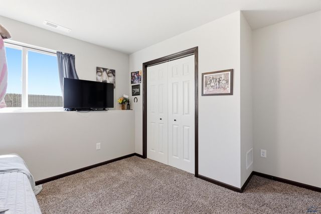 3950 HARALSON LN, Rapid City, SD 57703