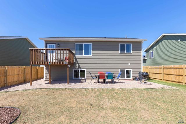 3950 HARALSON LN, Rapid City, SD 57703