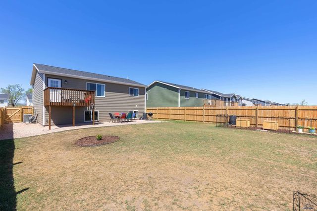 3950 HARALSON LN, Rapid City, SD 57703