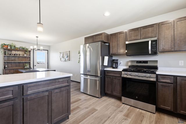 3950 HARALSON LN, Rapid City, SD 57703