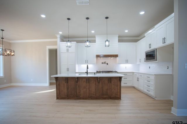 13932 Cedar Vista Lane, Tyler, TX 75704