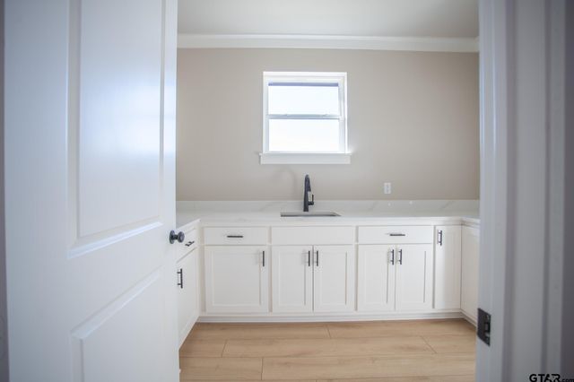 13932 Cedar Vista Lane, Tyler, TX 75704