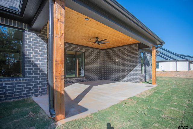 13932 Cedar Vista Lane, Tyler, TX 75704