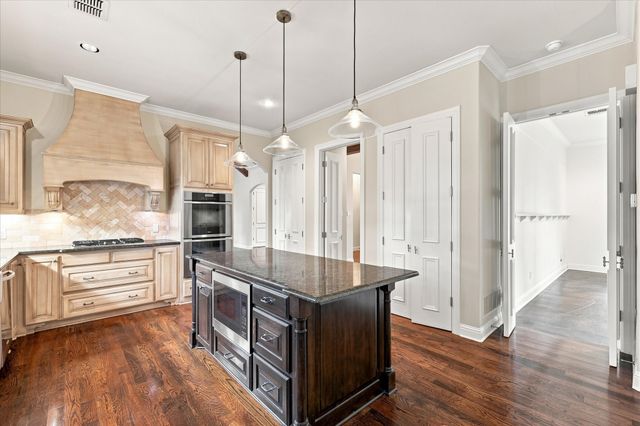 3008 Elm River Drive, Fort Worth, TX 76116