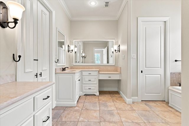 3008 Elm River Drive, Fort Worth, TX 76116