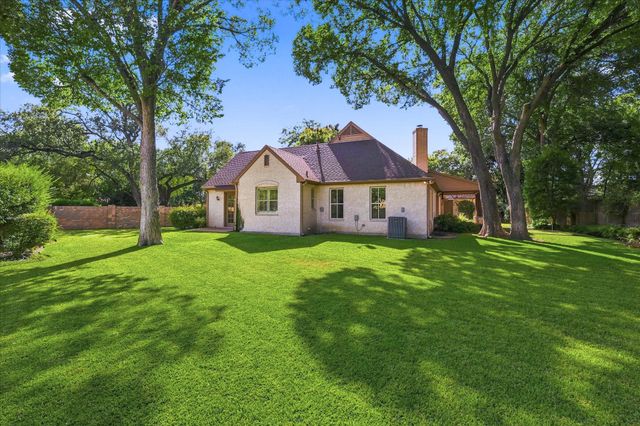 3008 Elm River Drive, Fort Worth, TX 76116