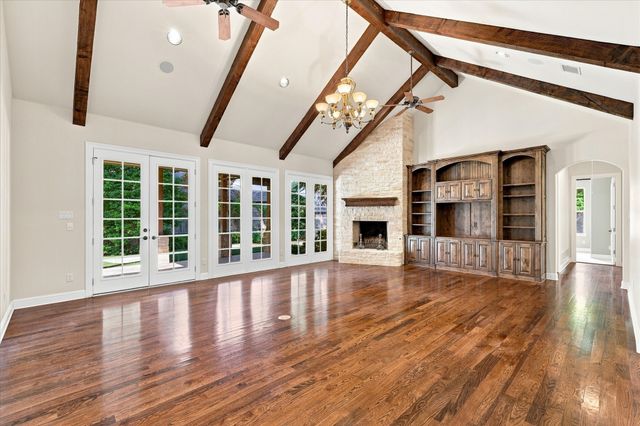 3008 Elm River Drive, Fort Worth, TX 76116