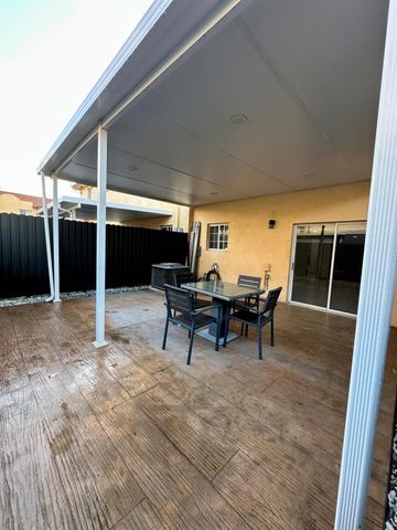 11475 NW 94th Place 3, Hialeah Gardens, FL 33018