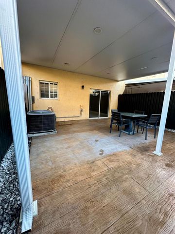 11475 NW 94th Place 3, Hialeah Gardens, FL 33018