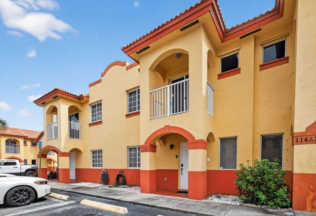 11475 NW 94th Place 3, Hialeah Gardens, FL 33018