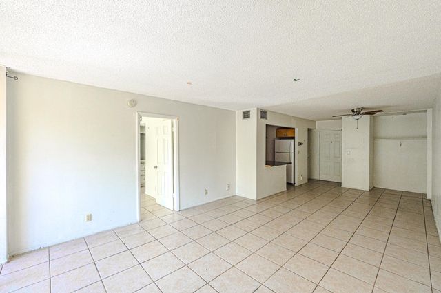 2017 NW 46th Avenue 310A, Fort Lauderdale, FL 33313