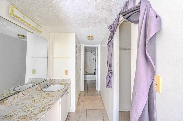 2017 NW 46th Avenue 310A, Fort Lauderdale, FL 33313