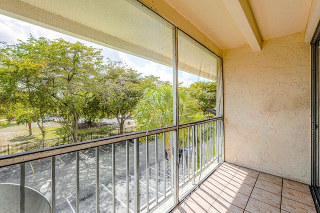 2017 NW 46th Avenue 310A, Fort Lauderdale, FL 33313