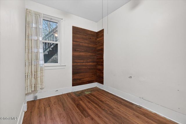 58 Elm Street, Albany, NY 12202