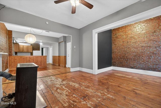 58 Elm Street, Albany, NY 12202